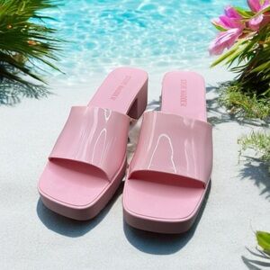 Steve Madden Pink Slide Sandals